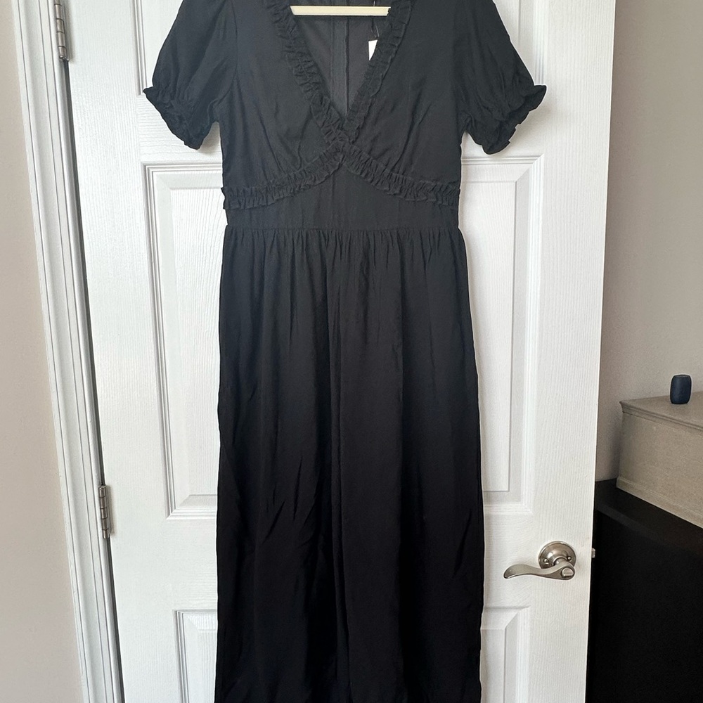 Trixxi Black Puff Sleeve V-Neck Jumpsuit